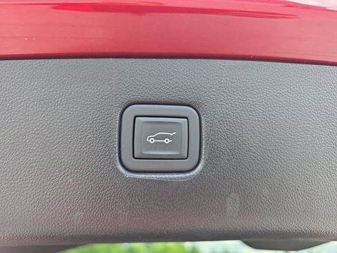 Used 2024 Chevrolet Blazer LT w/ Convenience Package FWD image 14