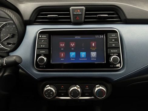Used 2025 Nissan Versa SV FWD image 26