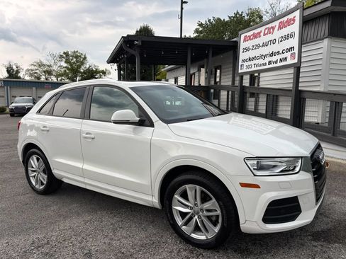 Used 2017 Audi Q3 2.0T Premium w/ Convenience Package FWD image 1