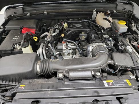 Used 2023 Jeep Wrangler Unlimited Sport AWD/4WD image 25