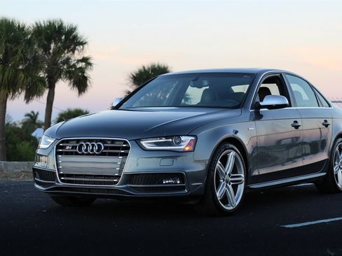 Used 2013 Audi S4 Premium Plus image 5