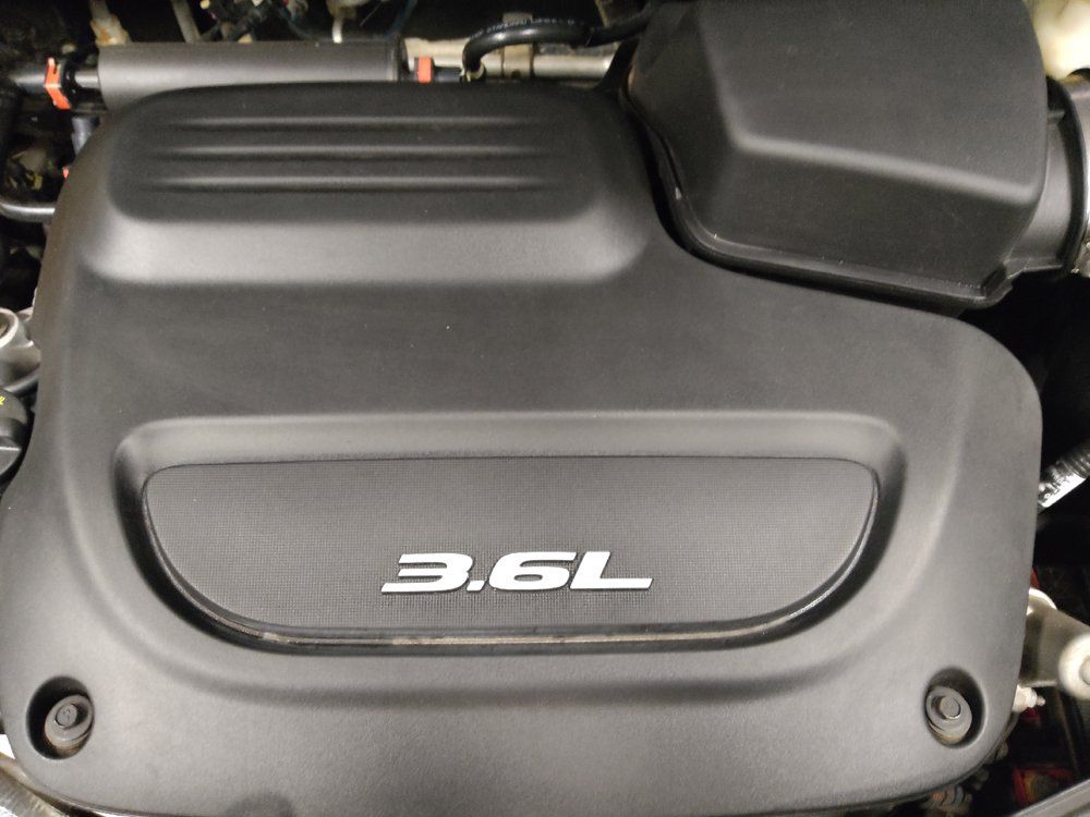 Used 2018 Chrysler Pacifica Touring Plus w/ S Appearance Package FWD image 30