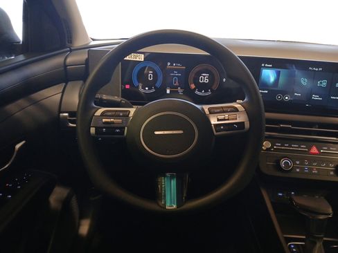 New 2026 Hyundai Tucson SE image 12