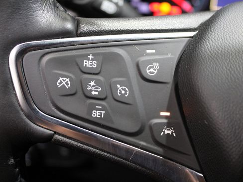 Used 2021 Chevrolet Equinox Premier image 27