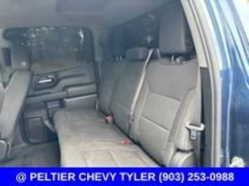 Used 2020 Chevrolet Silverado 1500 Custom w/ Infotainment Package RWD image 13