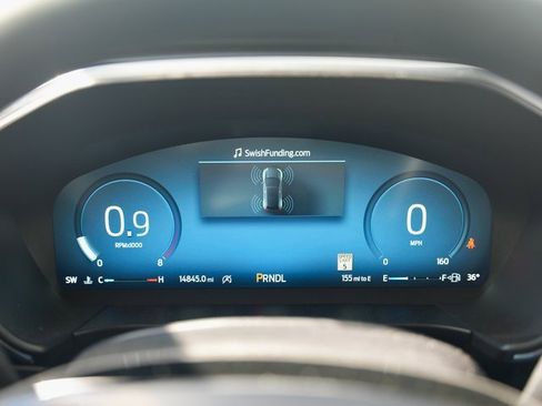 Used 2024 Ford Escape Platinum w/ Premium Technology Package image 19