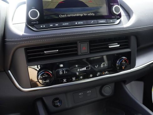 New 2025 Nissan Rogue SV image 13