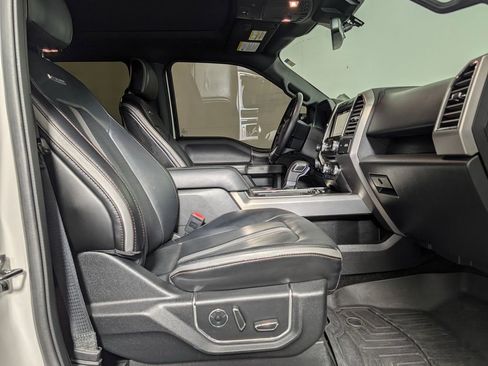 Used 2018 Ford F150 Platinum w/ Equipment Group 701A Luxury RWD image 12