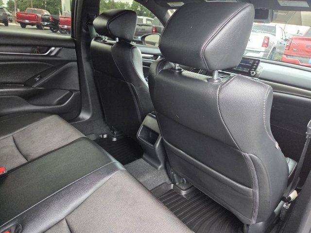 Used 2020 Honda Accord Sport image 32