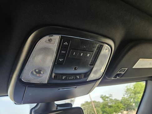 Used 2024 Dodge Durango R/T AWD/4WD image 30