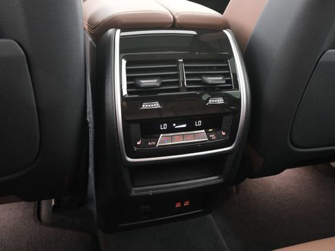 Used 2026 BMW X5 M60i w/ Climate Comfort Package AWD/4WD image 37