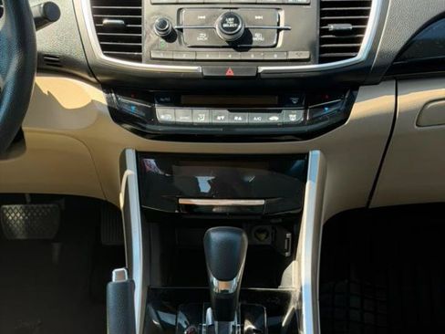 Used 2016 Honda Accord LX image 16
