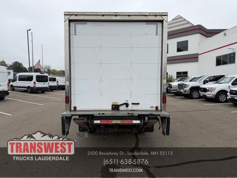 Used 2019 Isuzu NPR RWD image 4