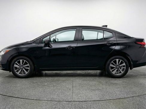 Used 2025 Nissan Versa SV image 4