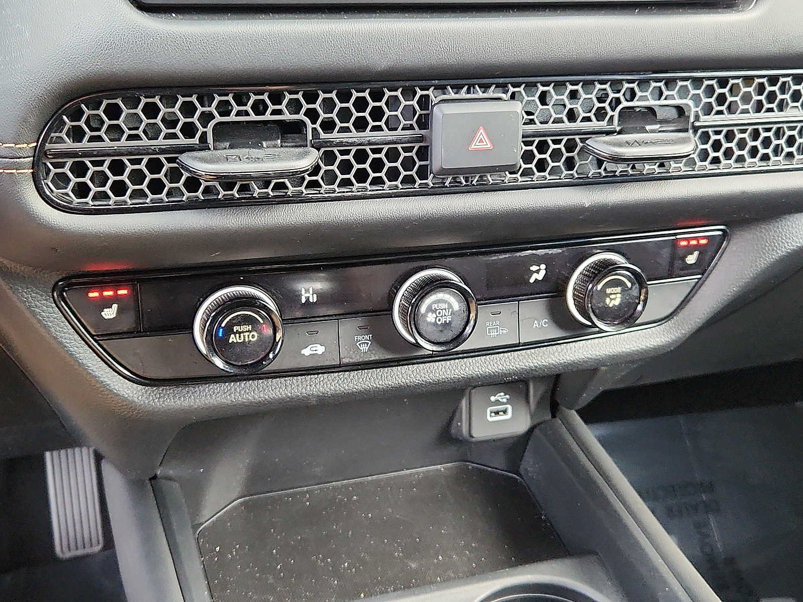 Used 2024 Honda HR-V Sport image 15