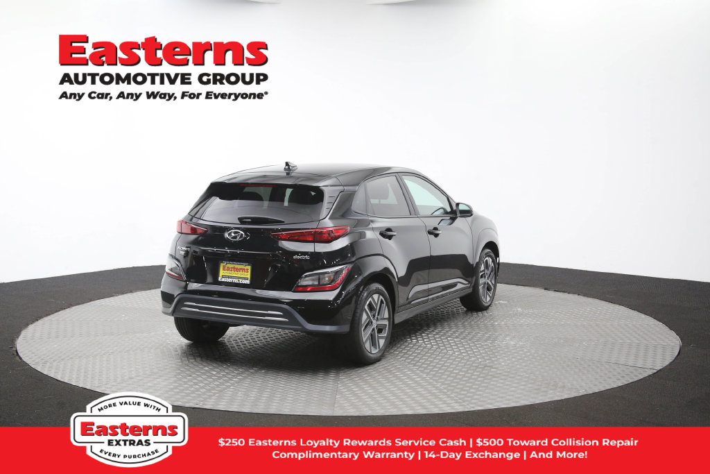 Used 2023 Hyundai Kona SEL FWD image 42