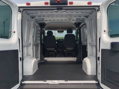 New 2026 RAM ProMaster 1500 w/ Storage Group FWD image 11
