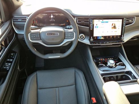 New 2026 Jeep Grand Wagoneer Limited image 7