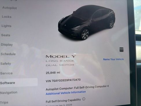Used 2023 Tesla Model Y Long Range image 10