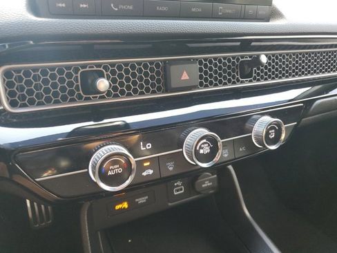 Used 2024 Honda Civic Sport image 32