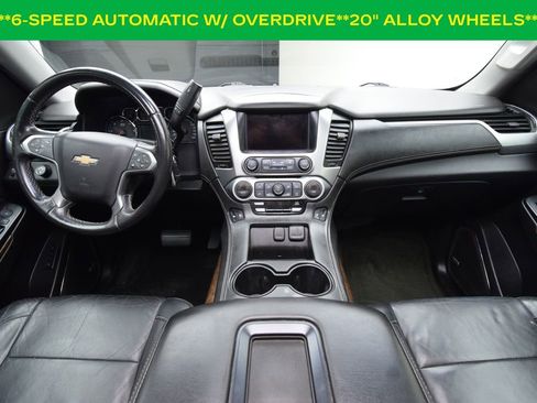 Used 2016 Chevrolet Suburban LT image 3