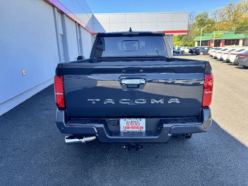 New 2026 Toyota Tacoma Limited AWD/4WD image 6