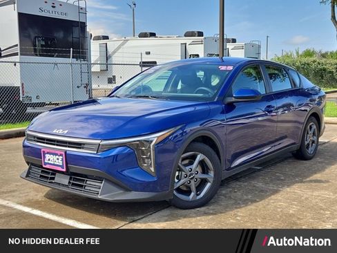 Used 2025 Kia K4 FWD image 1