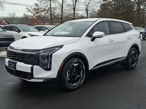 New 2026 Kia Sportage EX FWD image 2