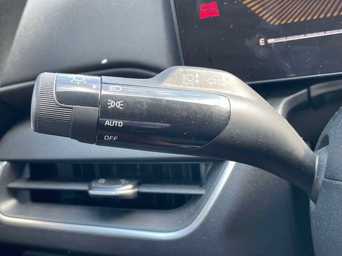 Used 2025 Kia K4 FWD image 21