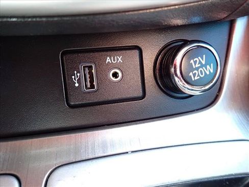 Used 2018 Nissan Murano SV w/ Premium Package FWD image 20