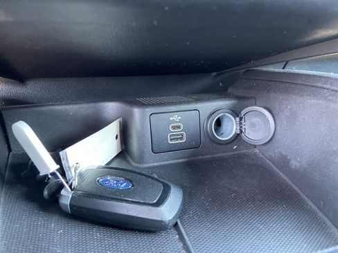 Used 2025 Ford Escape ST-Line FWD image 41