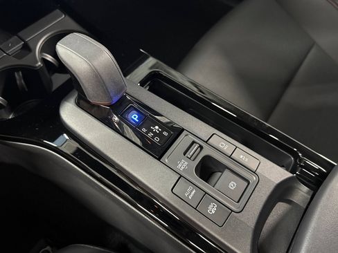 New 2026 Toyota Prius Plug-In Hybrid FWD image 26