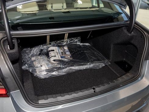 New 2026 BMW 330i xDrive Sedan image 11