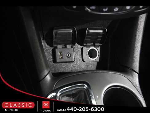 Used 2017 Chevrolet Cruze LT w/ Convenience Package image 13