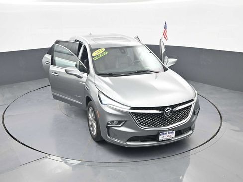Used 2024 Buick Enclave Avenir AWD/4WD image 50