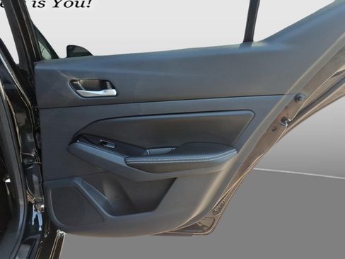 Certified 2025 Nissan Altima 2.5 SL FWD image 27