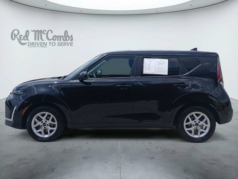 Used 2025 Kia Soul LX w/ LX Technology Package FWD image 2