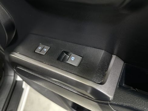 Used 2020 Toyota Tacoma TRD Off-Road image 39