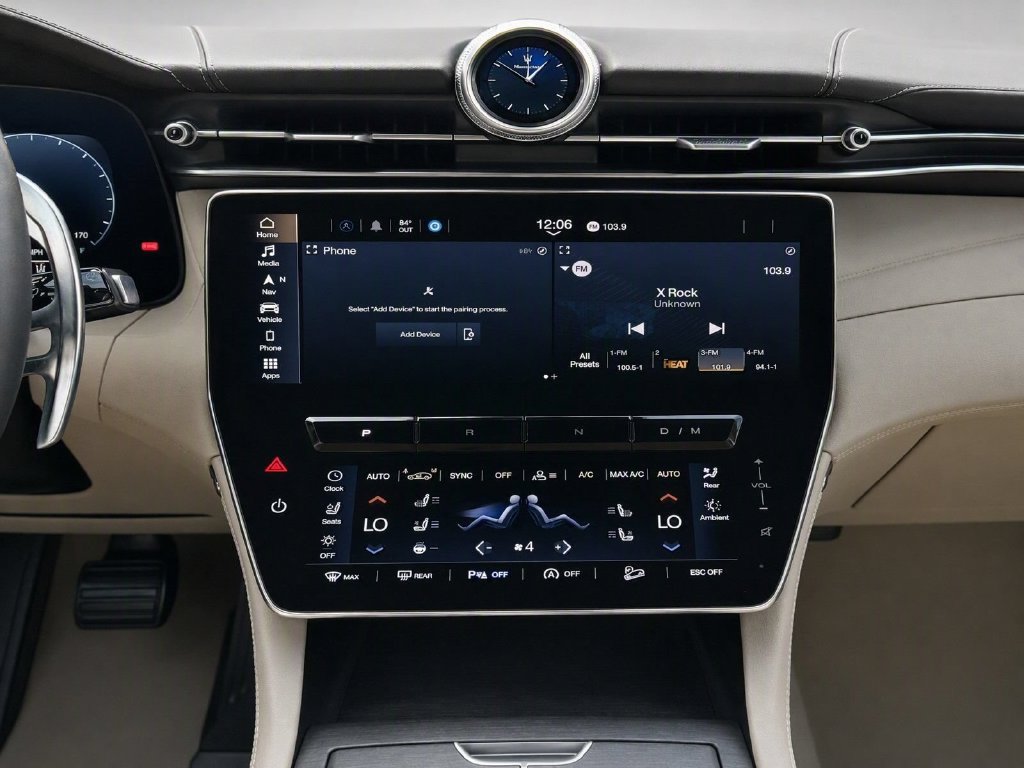 Used 2023 Maserati Grecale GT AWD/4WD image 31