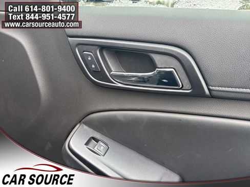 Used 2015 GMC Yukon XL SLT image 49