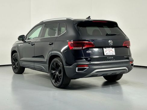 Used 2023 Volkswagen Taos SE w/ Black Wheel Package AWD/4WD image 5