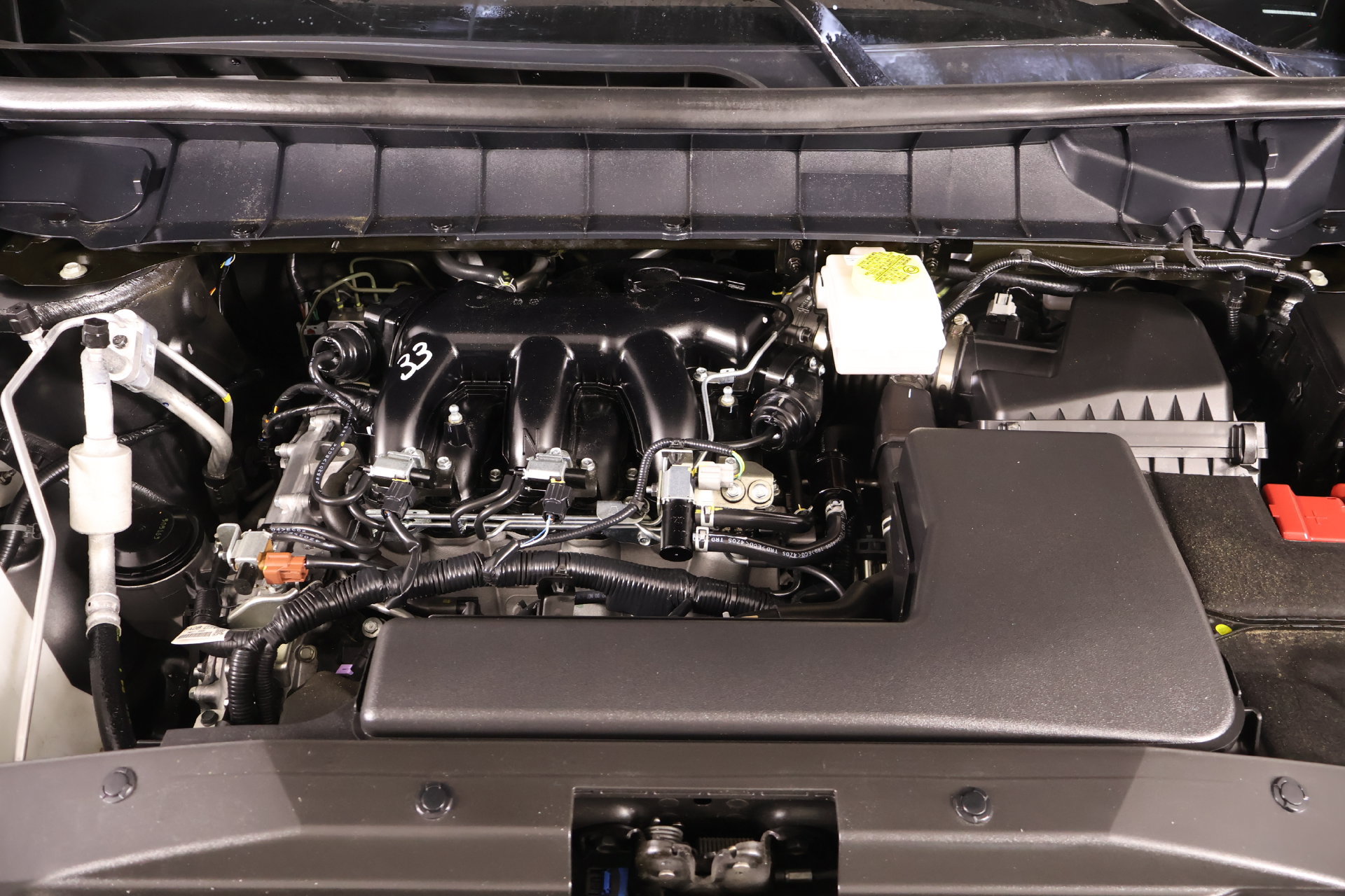 Used 2025 Nissan Pathfinder SV FWD image 20