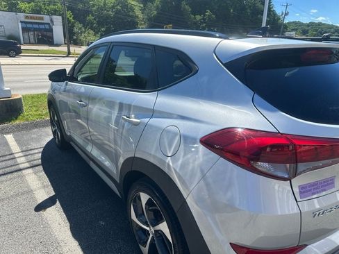 Used 2018 Hyundai Tucson Value FWD image 15