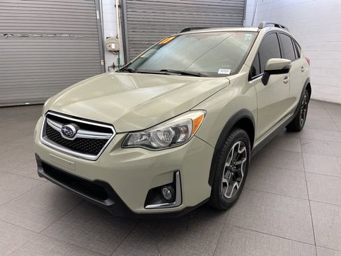 Used 2017 Subaru Crosstrek 2.0i Limited image 9