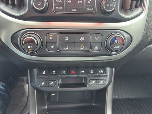 Used 2017 Chevrolet Colorado ZR2 AWD/4WD image 24