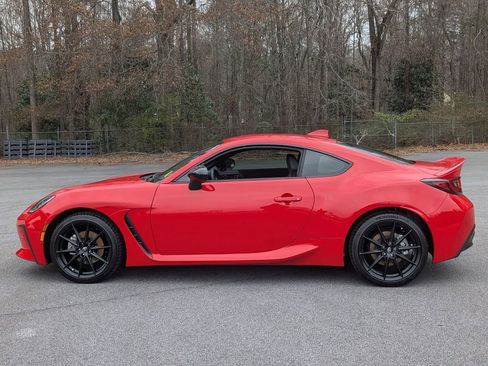 Used 2025 Toyota GR86 Premium image 11