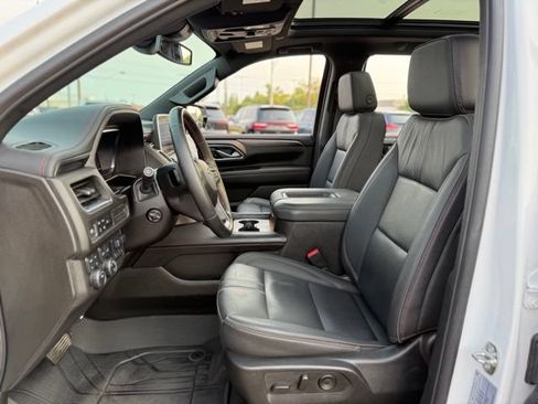 Used 2024 Chevrolet Tahoe RST w/ Luxury Package AWD/4WD image 15