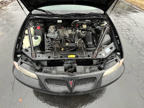 Used 1997 Pontiac Grand Prix GT w/ Opt Pkg image 25