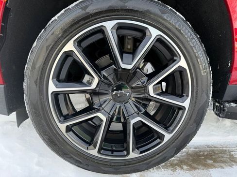 Used 2024 Chevrolet Suburban RST w/ Luxury Package image 36