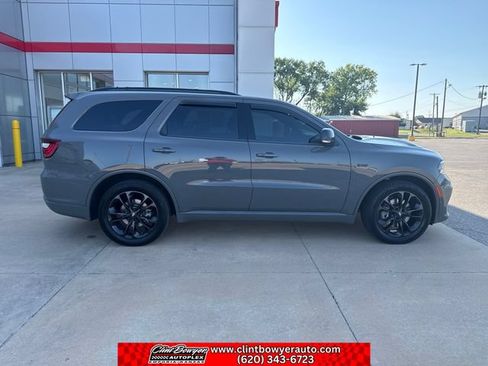 Used 2024 Dodge Durango R/T AWD/4WD image 7